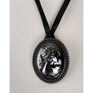 Vintage Coach Cameo Leather Necklace Black Toggle Close Goth Victorian Elegant